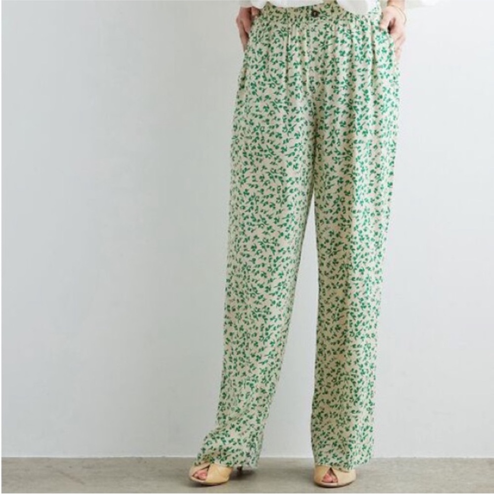Floral Green and White Women's Pants